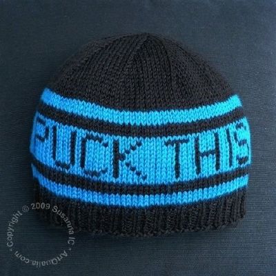 You Puck This! by Susanna IC, free pattern, photo © ArtQualia